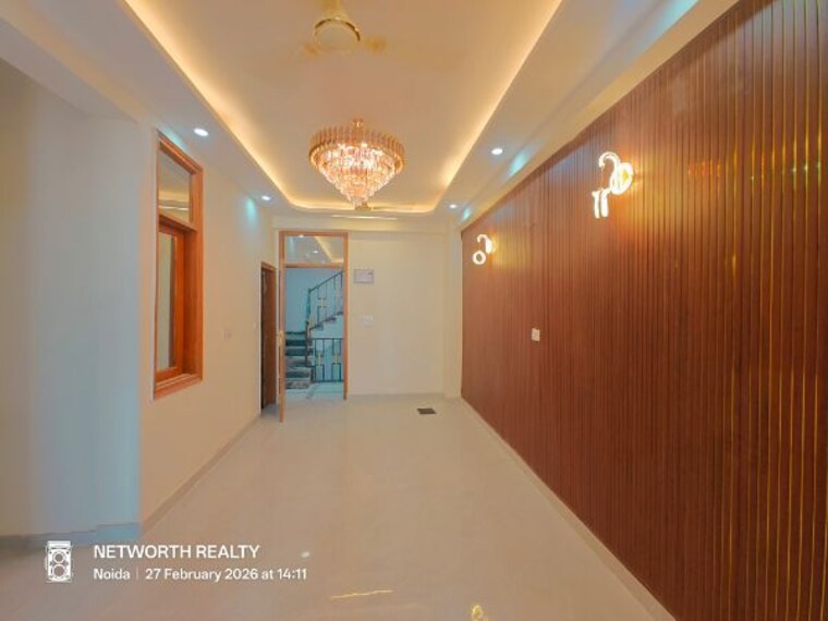Living Room, sector 73 2 Bedroom 1000 Sq.Ft. Builder Floor In Sector 73 Noida 10044885