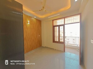 Bedroom in 2 BHK Builder Floor at Sector 73 – for Sale