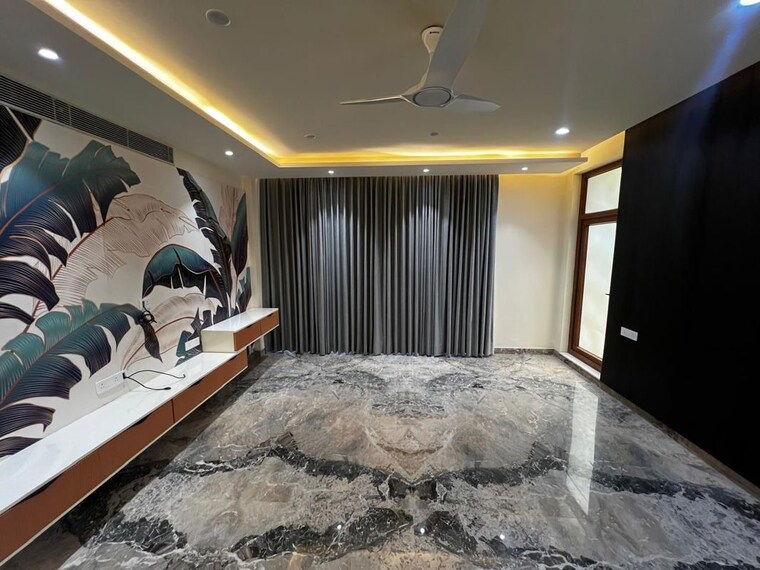Bedroom, emaar-marbella 5 Bedroom 8120 Sq.Ft. Villa In Sector 66 Gurgaon 10044896