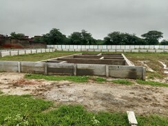 Plot For Sale in Laramda