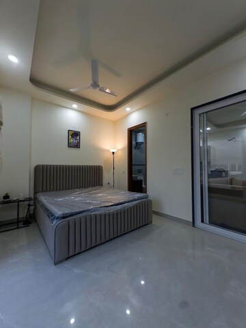 Bedroom in 1 BHK Builder Floor at Ansal Royale Casa, Sector 55 – for Rent