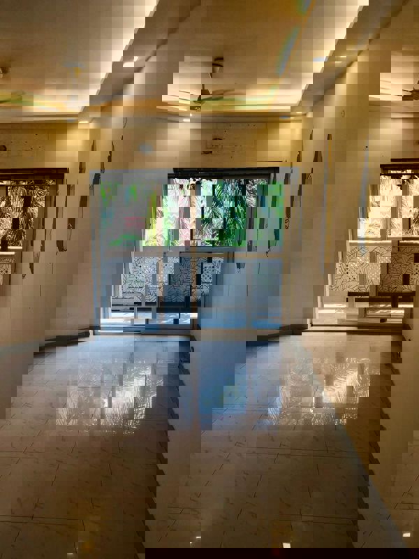 3 BHK + Servant Room 2250 Sq.Ft. Apartment in Unitech Heritage City