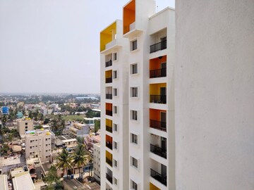 2 BHK Apartment For Rent in Svamitva Emerald Square, Bommasandra