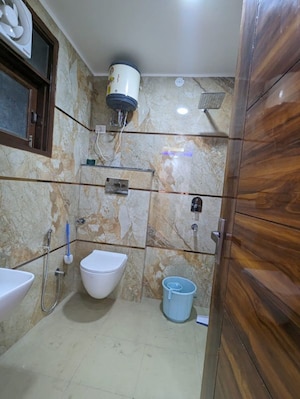 Furnished Amenities in 2 BHK Apartment at Palm Residency Chhatarpur, Rajpur Khurd Extension – for Rent