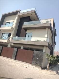 Plot For Sale in Mansha Oaks