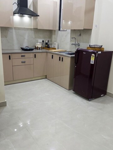 Kitchen in 1 BHK Builder Floor at Ansal Royale Casa, Sector 55 – for Rent