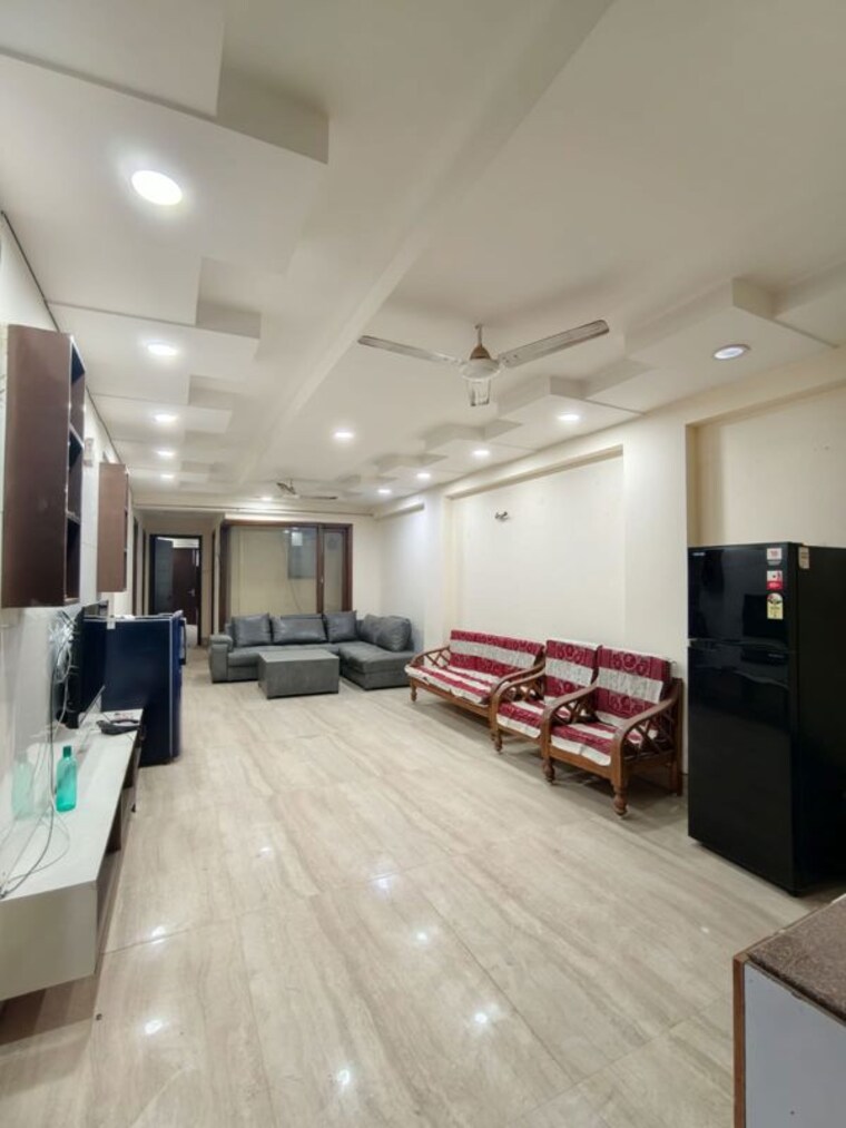  Parking, risland-sky-mansion 4 Bedroom 210 Sq.Yd. Apartment In Chattarpur Delhi 10045034