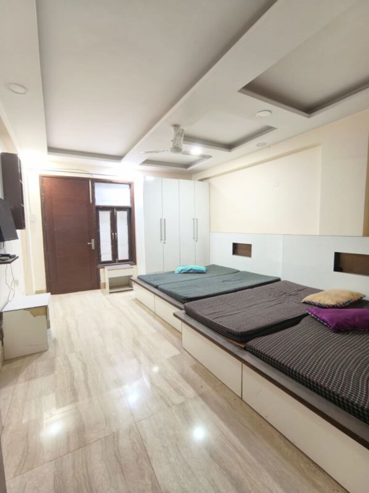Bedroom, risland-sky-mansion 4 Bedroom 210 Sq.Yd. Apartment In Chattarpur Delhi 10045034