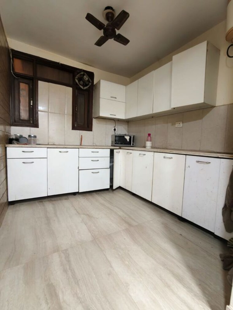 Kitchen, risland-sky-mansion 4 Bedroom 210 Sq.Yd. Apartment In Chattarpur Delhi 10045034