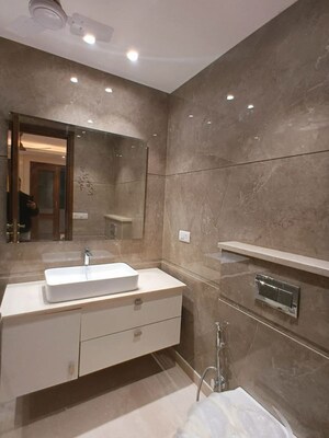 Kitchen in 4 BHK Builder Floor at DLF The Grove, Sector 54 – for Rent