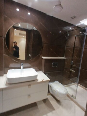 Living Room in 4 BHK Builder Floor at DLF The Grove, Sector 54 – for Rent