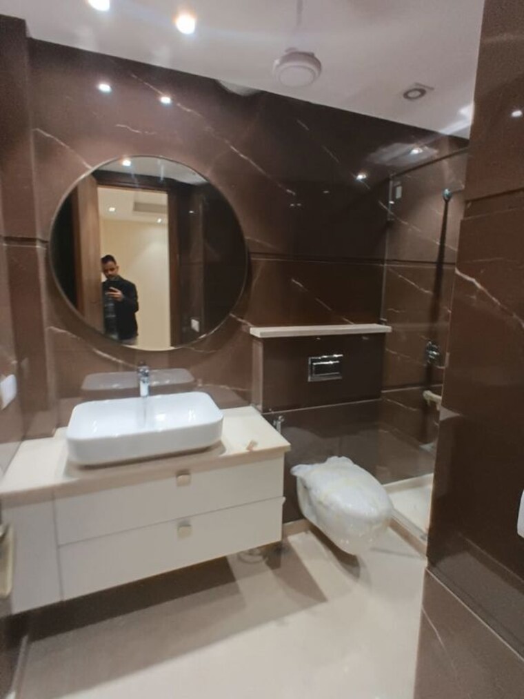 Master Bedroom, dlf-the-grove 4 Bedroom 2430 Sq.Ft. Builder Floor In Sector 54 Gurgaon 10045167