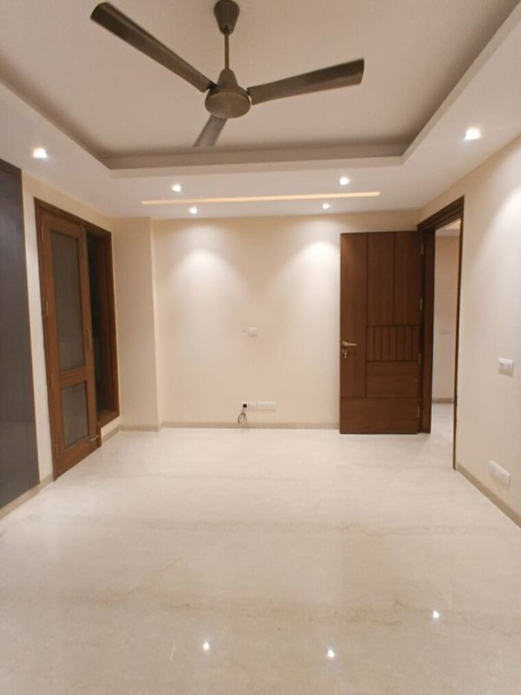 Room, dlf-the-grove 4 Bedroom 2430 Sq.Ft. Builder Floor In Sector 54 Gurgaon 10045167