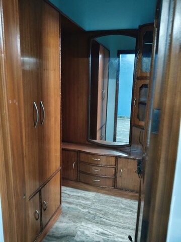 Living Room in 2.5 BHK Independent House at RWA Apartments Sector 52, Sector 52 – for Rent