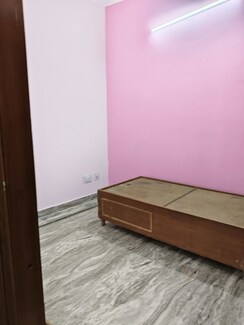 2.5 BHK + Pooja Room Independent House For Rent in RWA Apartments Sector 52