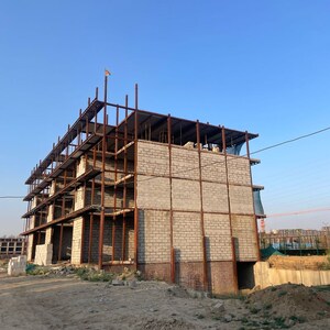  Shop – Exterior View View at Auric Universal Square, Sector 77 - for Sale