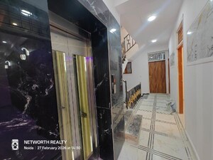 Building Lobby in 3 BHK Builder Floor at Sector 73 – for Sale