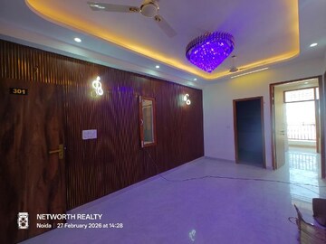 Living Room in 3 BHK Builder Floor at Sector 73 – for Sale