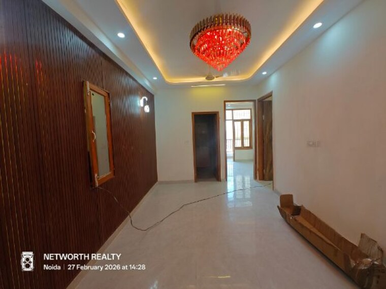 Living Room, sector 73 3 Bedroom 1350 Sq.Ft. Builder Floor In Sector 73 Noida 10045270