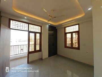 Bedroom in 3 BHK Builder Floor at Sector 73 – for Sale