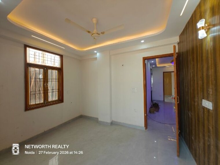 Bedroom, sector 73 3 Bedroom 1350 Sq.Ft. Builder Floor In Sector 73 Noida 10045270