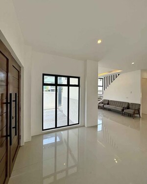 Building Lobby in 3 BHK Villa at Whitefield Bougainvilla, Whitefield – for Sale