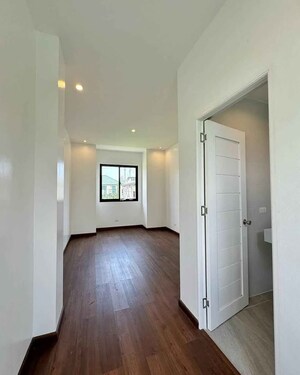 Building Lobby in 3 BHK Villa at Whitefield Bougainvilla, Whitefield – for Sale