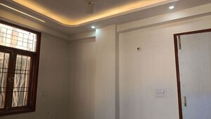 Room in 2 BHK Builder Floor at Sector 73 – for Sale