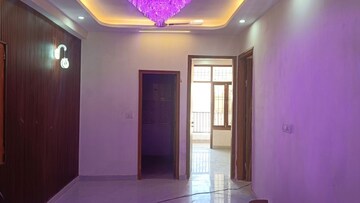 Room in 2 BHK Builder Floor at Sector 73 – for Sale