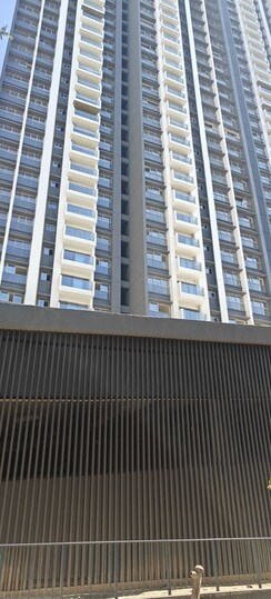 3 BHK Apartment For Sale in Sheth 72 West
