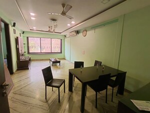 2 BHK Apartment For Rent in Colaba