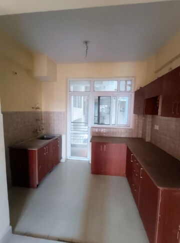 Living Room in 2 BHK Apartment at Aravali Enclave, Vrindavan Yojna – for Rent