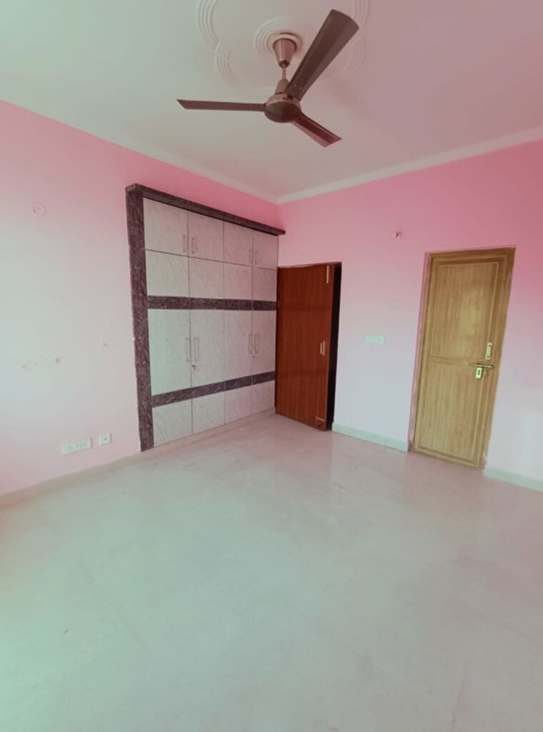 Room, aravali-enclave 2 Bedroom 815 Sq.Ft. Apartment In Vrindavan Yojna Lucknow 10045469