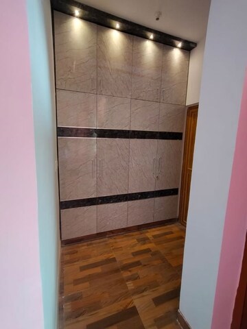 Furnished Amenities in 2 BHK Apartment at Aravali Enclave, Vrindavan Yojna – for Rent