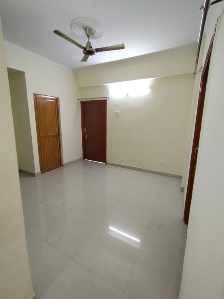Room, aravali-enclave 2 Bedroom 815 Sq.Ft. Apartment In Vrindavan Yojna Lucknow 10045469