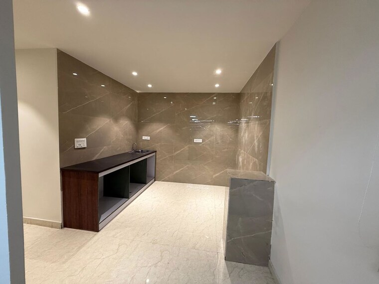 undefined, sector 16 Commercial Office Space 5000 Sq.Ft. In Sector 16 Noida 10045439