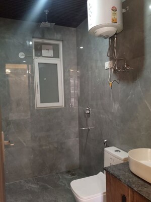 Bathroom in 1 BHK Builder Floor at Sector 38 – for Rent