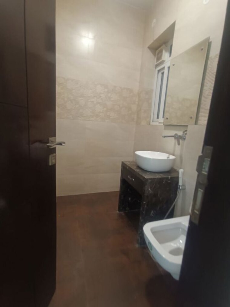 Bathroom, vastu-siddhi 1 Bedroom 688 Sq.Ft. Apartment In Andheri East Mumbai 10045667
