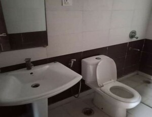 Team Area in 1 BHK Apartment at Vastu Siddhi, Andheri East – for Rent