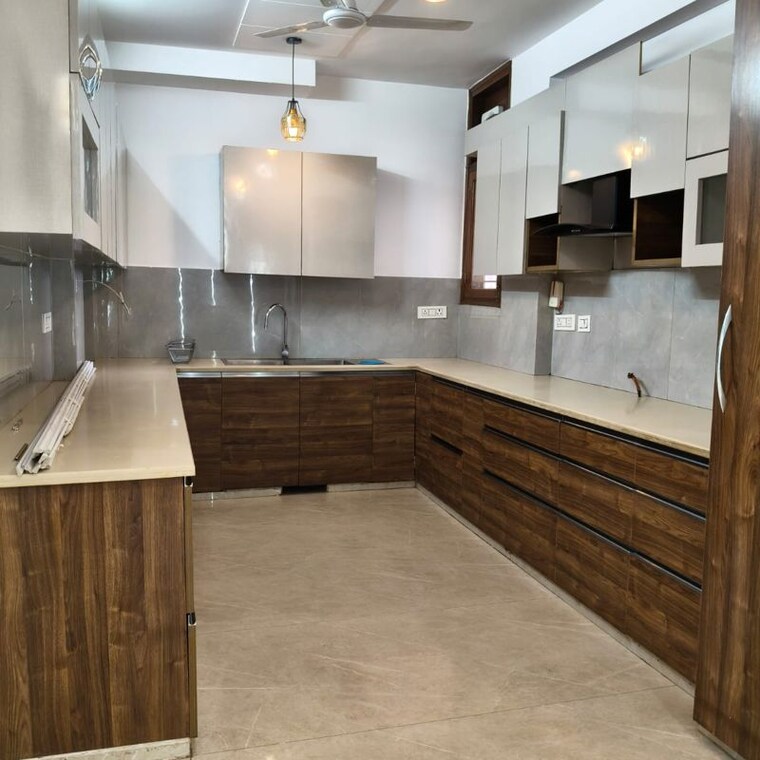 Kitchen, sector 9 4 Bedroom 100 Sq.Yd. Independent House In Sector 9 Gurgaon 10045806