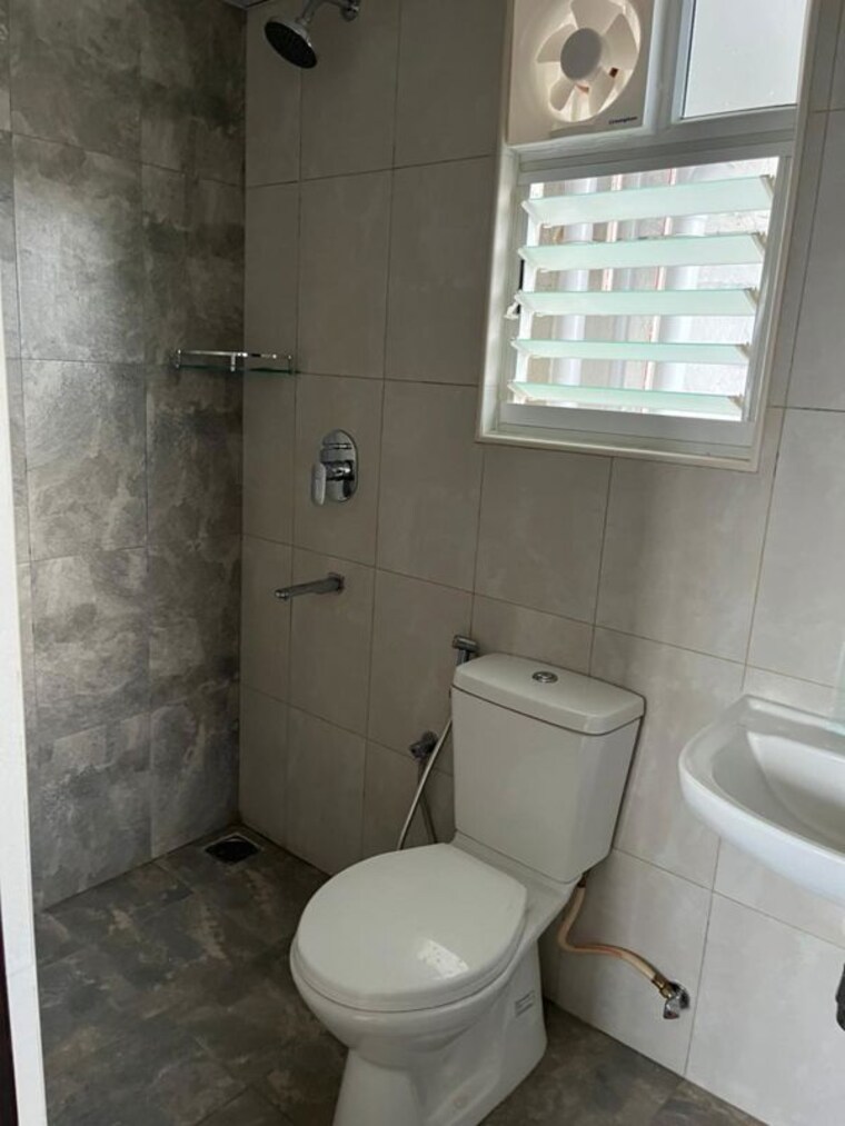 Bathroom, shriram-wyt-field-phase-2 2 Bedroom 745 Sq.Ft. Apartment In Bendiganahalli Bangalore 10045934