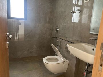 Bathroom in 3 BHK Apartment at M3M Heights, Sector 65 – for Sale