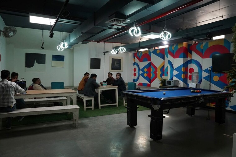Gym, sector 2 Commercial Office Space 1500 Sq.Ft. In Sector 2 Noida 10045671