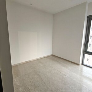 Room in 3 BHK Apartment at Mahalaxmi – for Rent