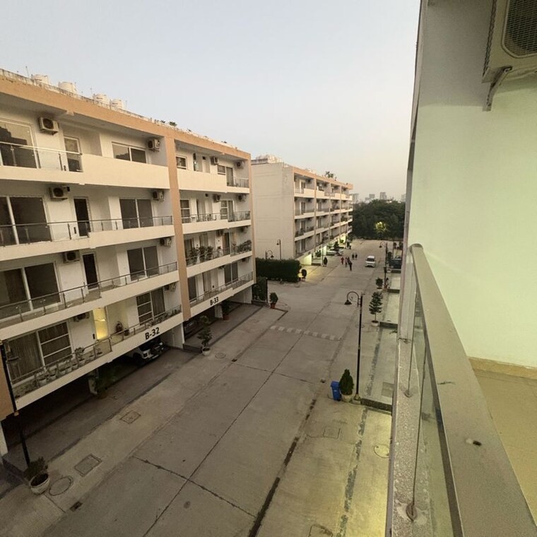Balcony, ss-linden 4 Bedroom 2682 Sq.Ft. Apartment In Sector 84 Gurgaon 10046073