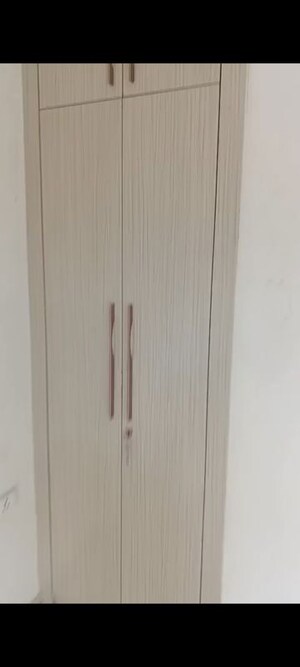 Building Lobby in 3 BHK Apartment at Smart World Gems, Sector 89 – for Rent