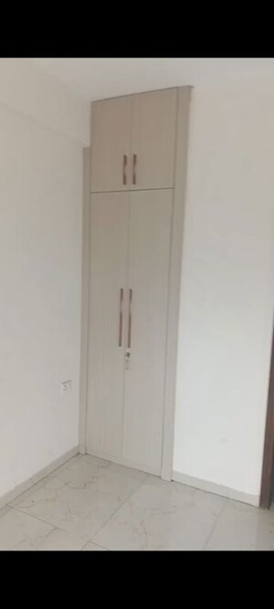 Building Lobby in 3 BHK Apartment at Smart World Gems, Sector 89 – for Rent