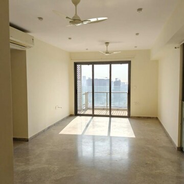 Room in 3 BHK Apartment at Wadala – for Rent