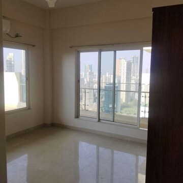 Room in 3 BHK Apartment at Indiabulls Sky Forest, Dighe Nagar – for Rent