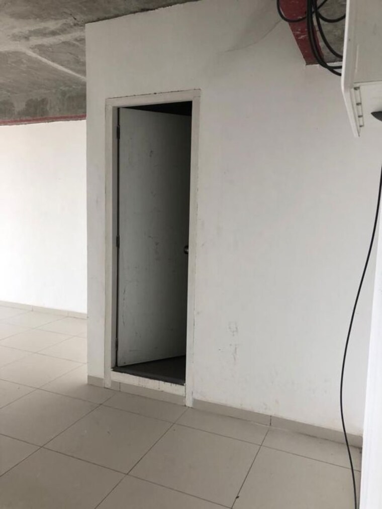 Room, shyamal Commercial Office Space 1064 Sq.Ft. In Shyamal Ahmedabad 10046149
